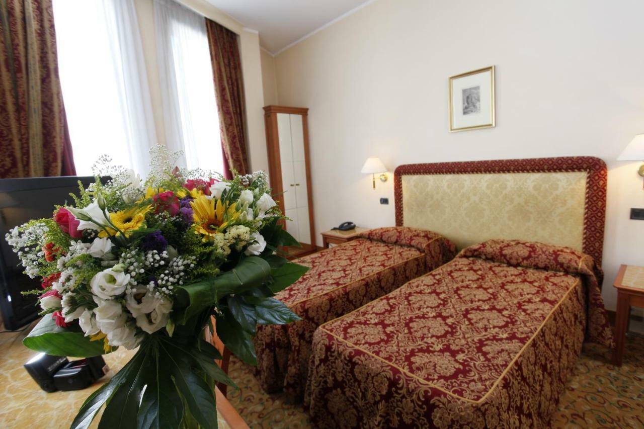 Hotel Colonna Brindisi Exteriör bild